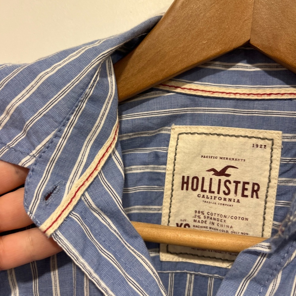 Hollister Blue and White Striped Shirt - Picture 4 of 15
